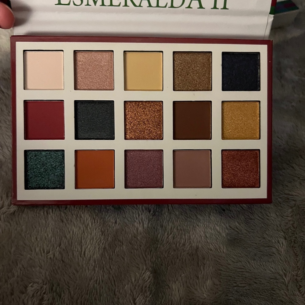 Esmeralda 2 eyeshadow palette